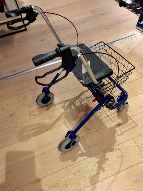 Blå rollator